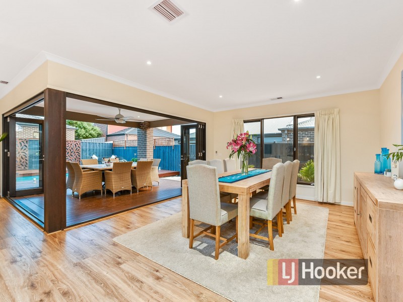 5 Bimberry Circuit, Clyde VIC 3978