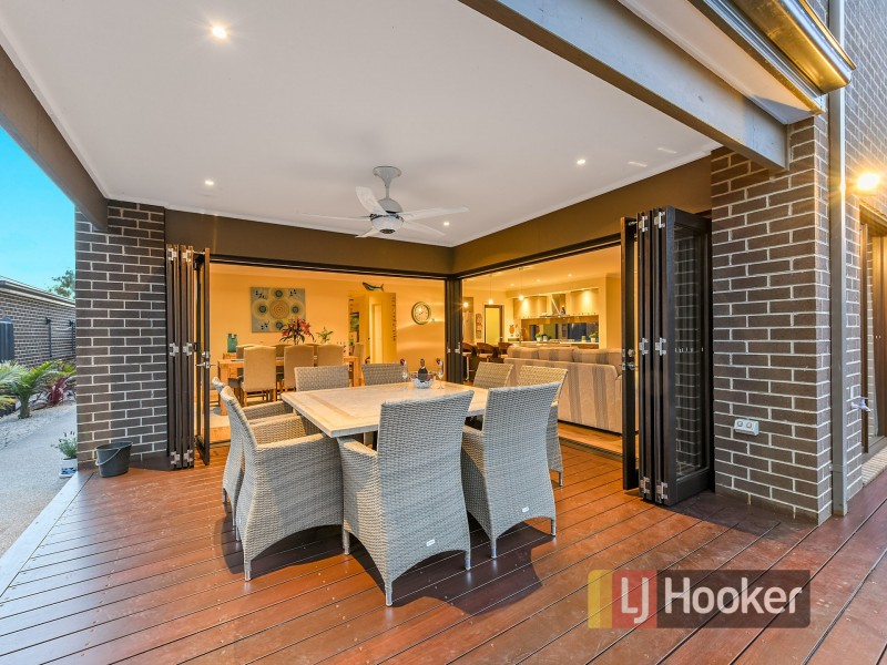 5 Bimberry Circuit, Clyde VIC 3978