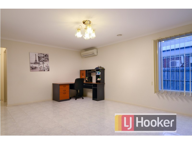 6 Tuileries Rise, Narre Warren South VIC 3805