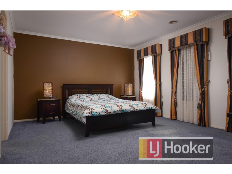 6 Tuileries Rise, Narre Warren South VIC 3805