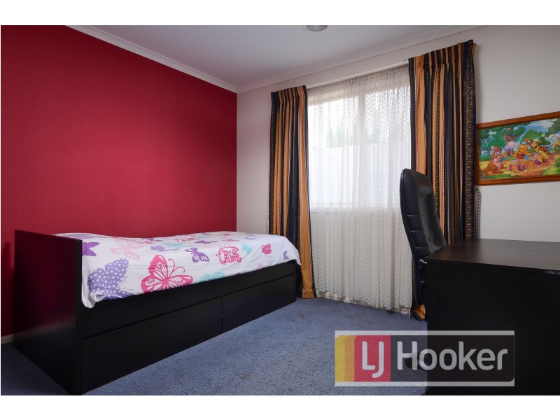 6 Tuileries Rise, Narre Warren South VIC 3805