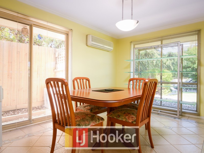 20 St Boswells Avenue, Berwick VIC 3806