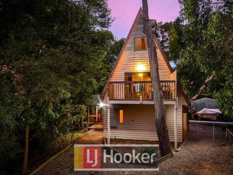 29 Helen Street, Caldermeade VIC 3984