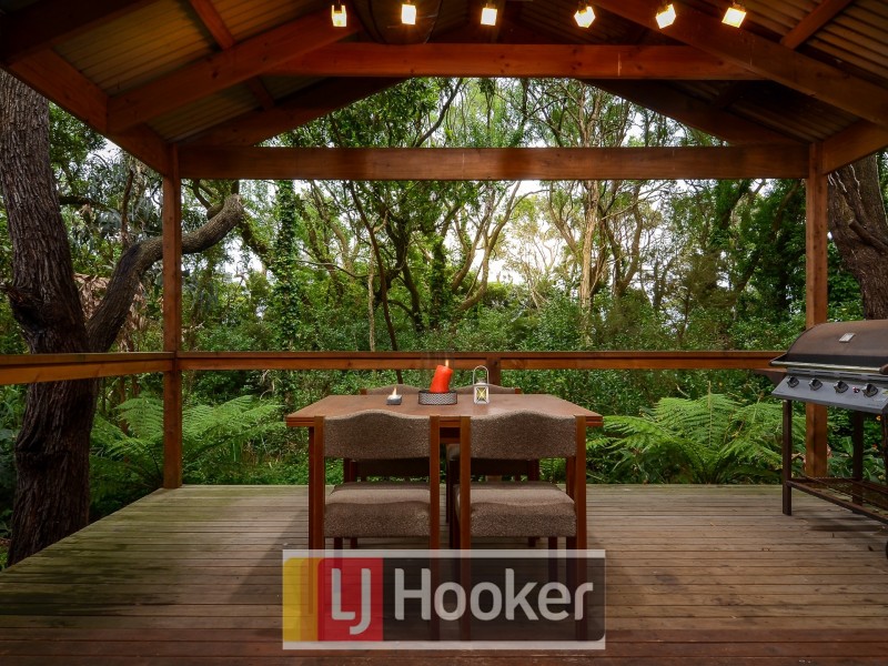 29 Helen Street, Caldermeade VIC 3984