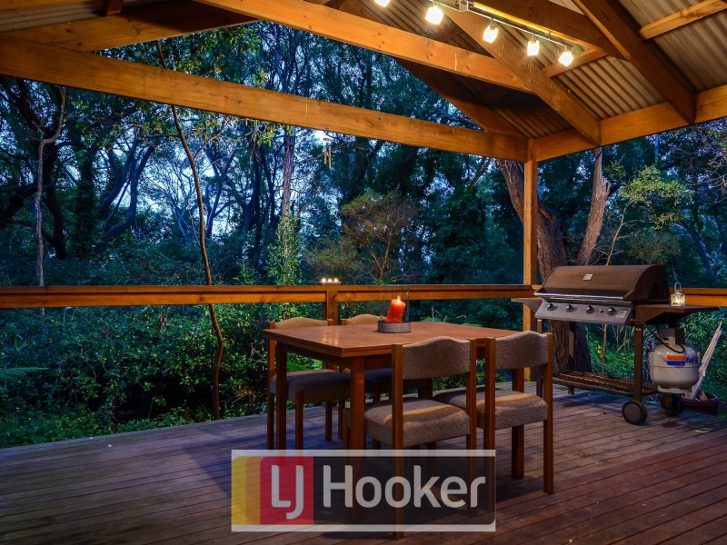 29 Helen Street, Caldermeade VIC 3984