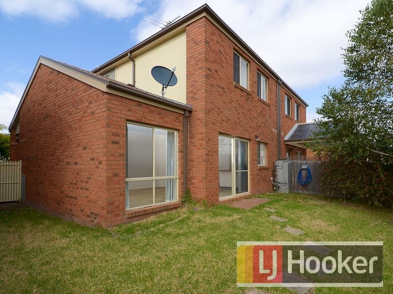 22 Penrose Drive, Narre Warren South VIC 3805