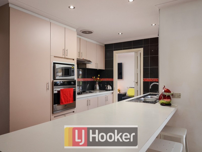 2 Weeden Crescent, Hallam VIC 3803