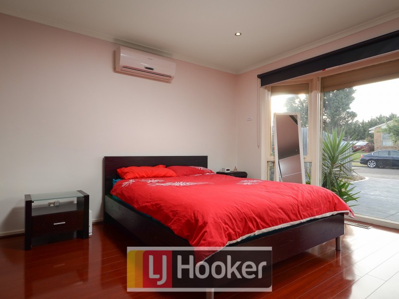 2 Weeden Crescent, Hallam VIC 3803