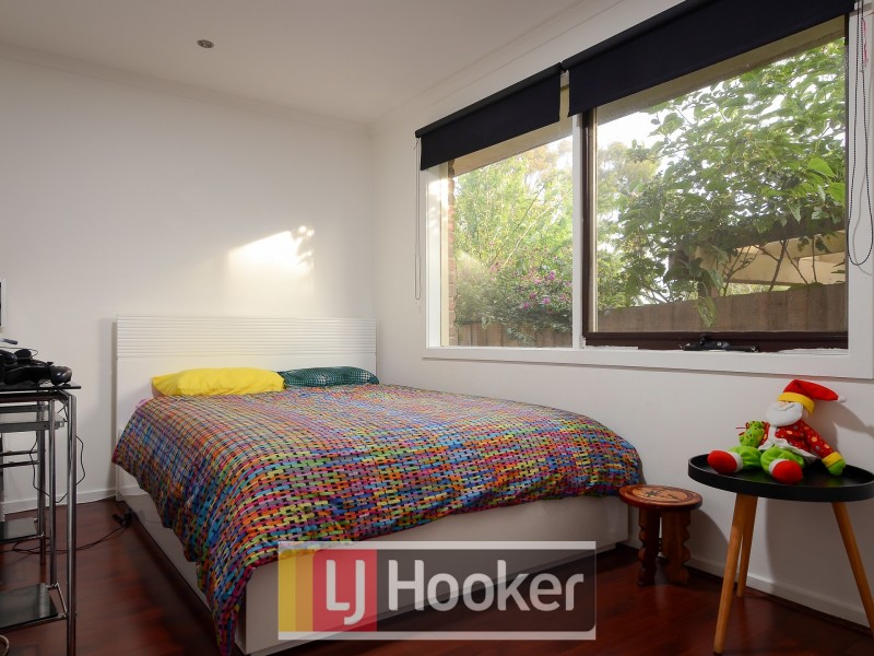 2 Weeden Crescent, Hallam VIC 3803