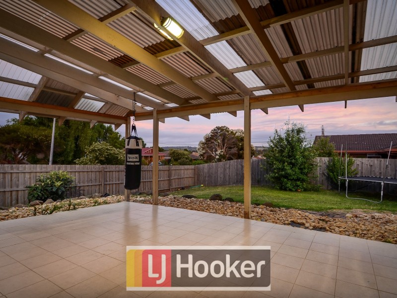 2 Weeden Crescent, Hallam VIC 3803