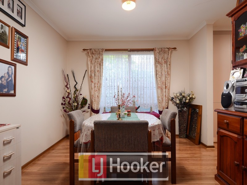 12 Versailles Place, Narre Warren VIC 3805