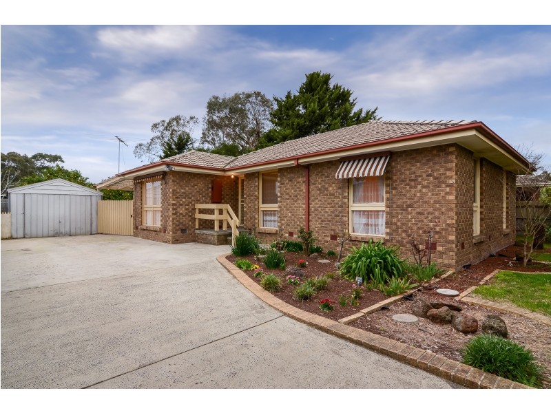 95 Fountain Drive, Narre Warren VIC 3805