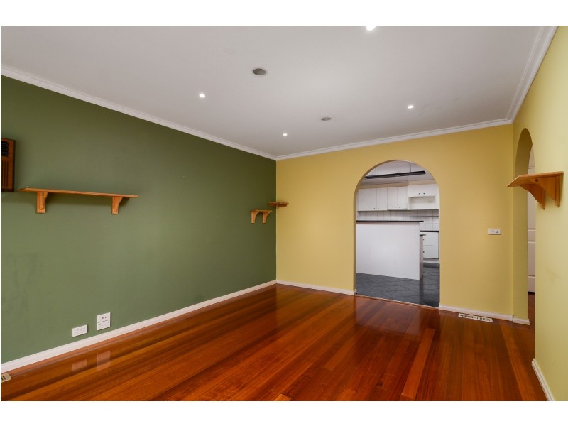 95 Fountain Drive, Narre Warren VIC 3805