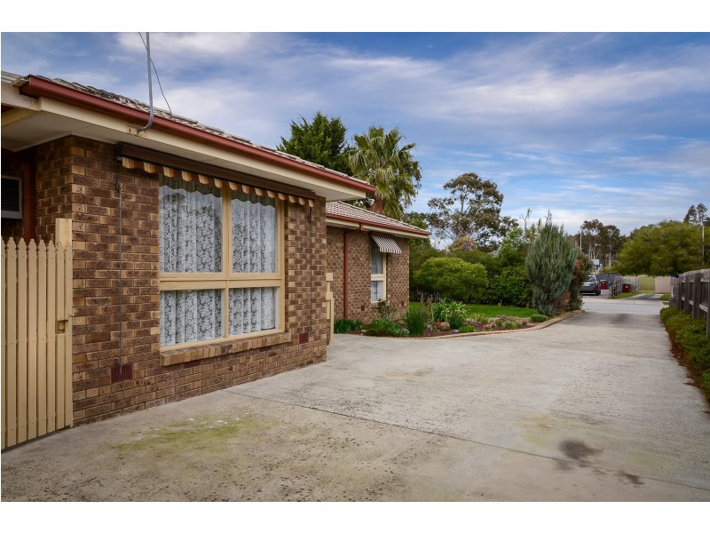 95 Fountain Drive, Narre Warren VIC 3805
