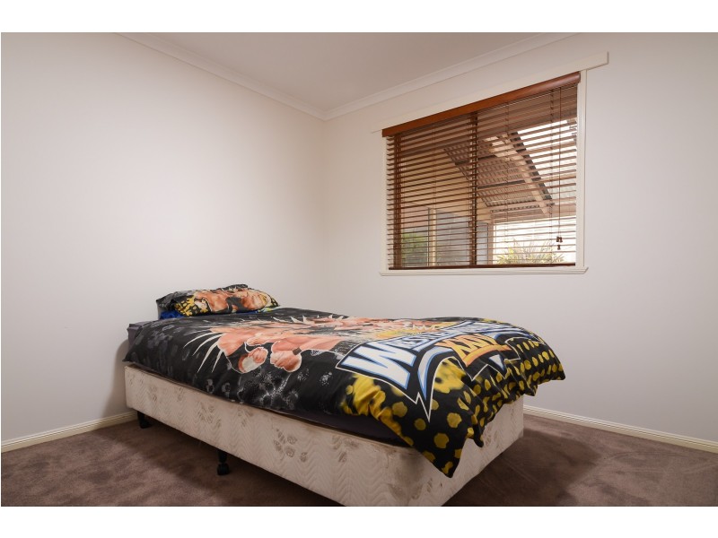 3 Nilufa Court, Hampton Park VIC 3976