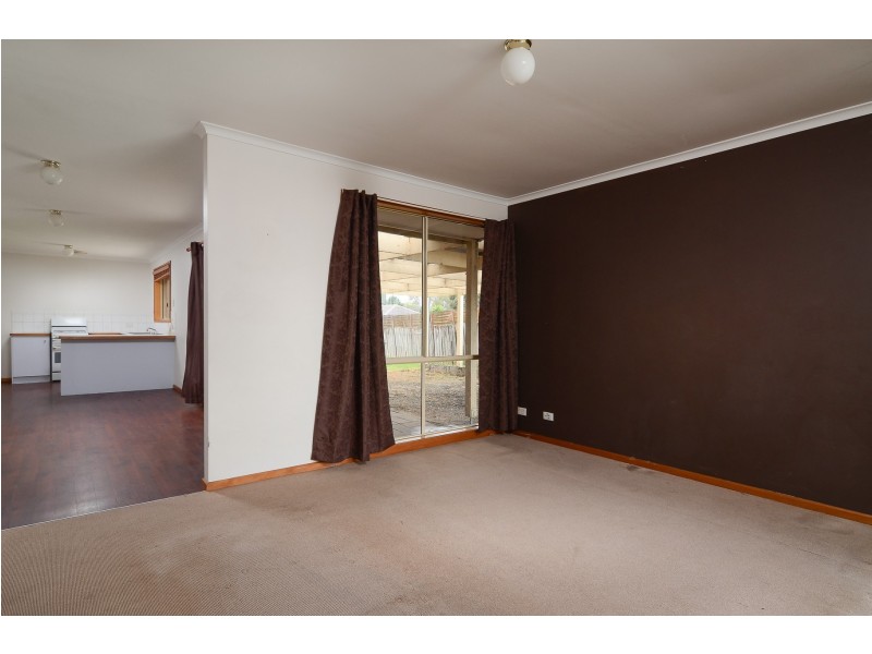 4 Fieldlark Court, Carrum Downs VIC 3201