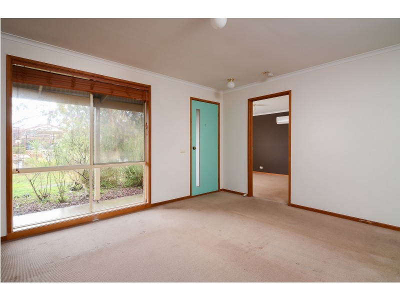 4 Fieldlark Court, Carrum Downs VIC 3201