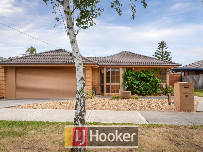 43 Springfield Crescent, Hampton Park VIC 3976