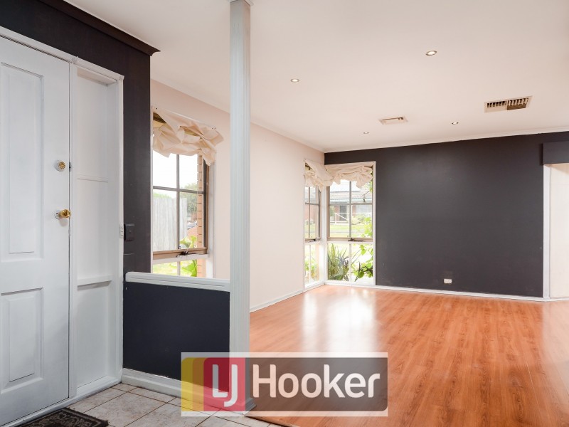 43 Springfield Crescent, Hampton Park VIC 3976