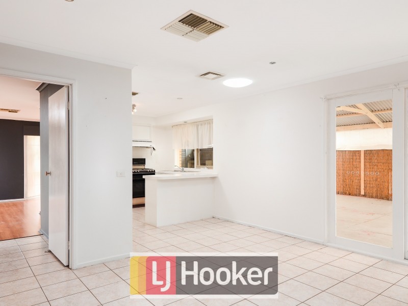 43 Springfield Crescent, Hampton Park VIC 3976