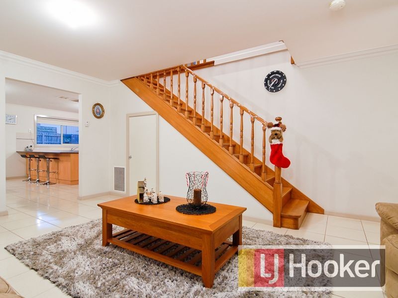 1/4 Ridge Court, Hampton Park VIC 3976