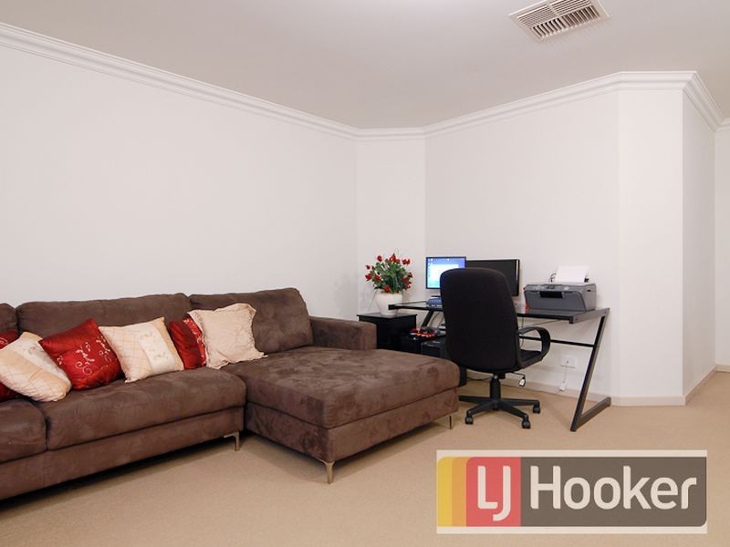 1/4 Ridge Court, Hampton Park VIC 3976