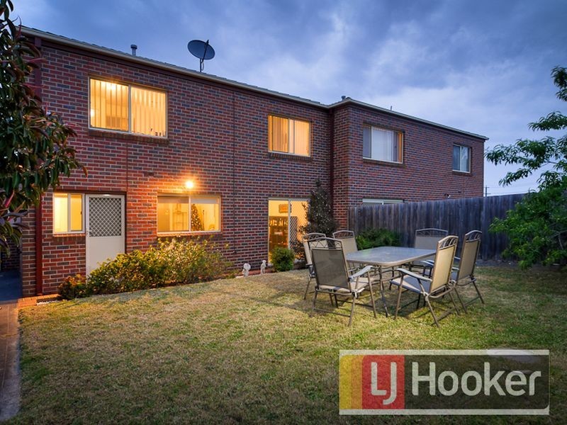 1/4 Ridge Court, Hampton Park VIC 3976