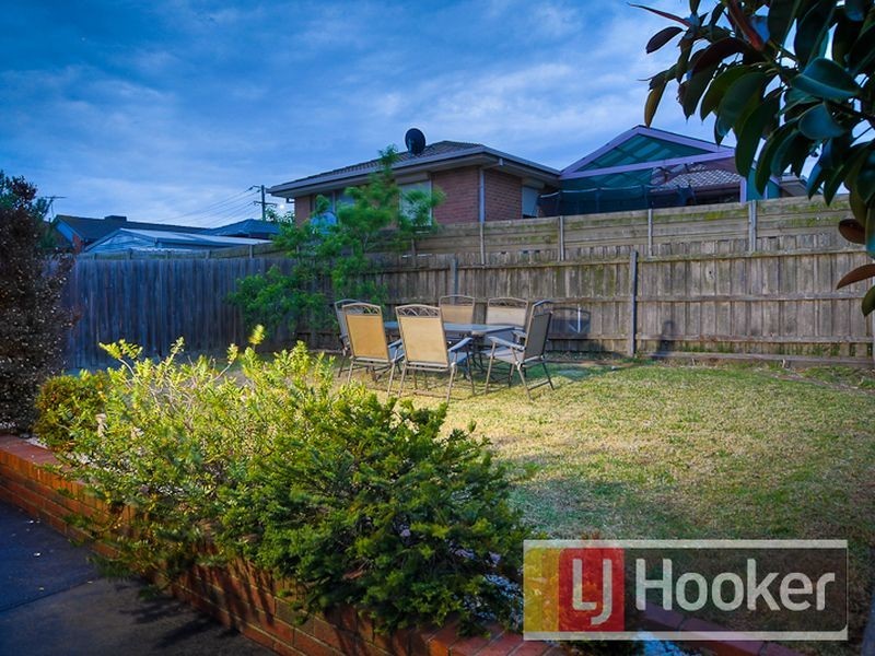 1/4 Ridge Court, Hampton Park VIC 3976