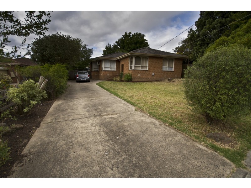 19 Lancaster Avenue, Narre Warren VIC 3805