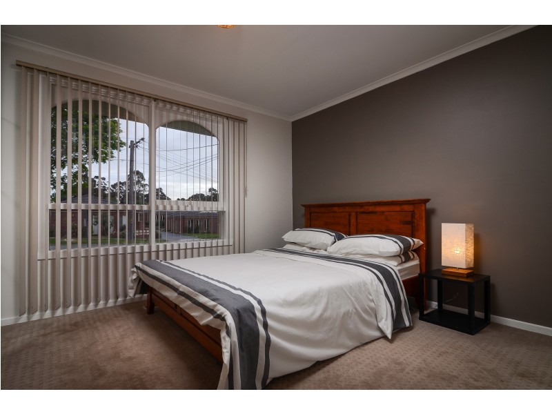 19 Lancaster Avenue, Narre Warren VIC 3805