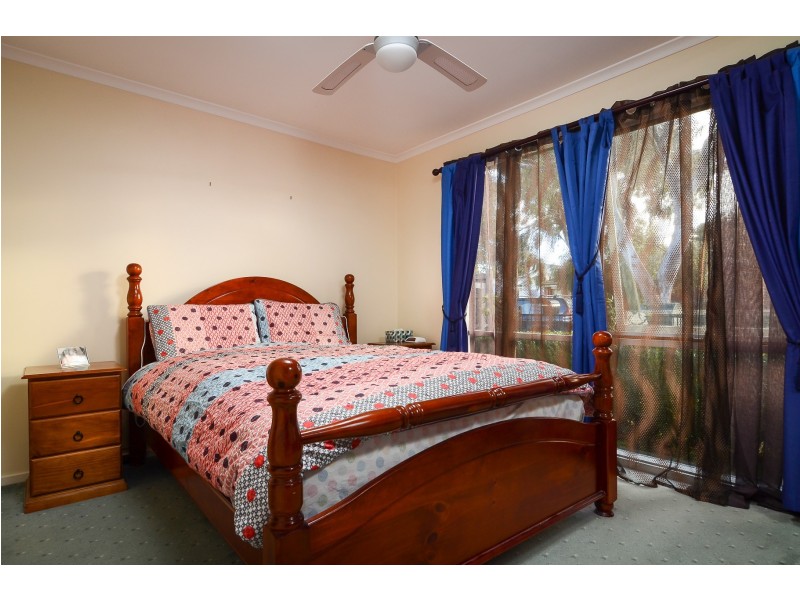 2 Tangerine Drive, Narre Warren South VIC 3805