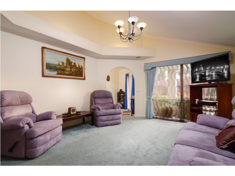 2 Tangerine Drive, Narre Warren South VIC 3805