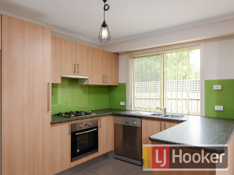 5A Hoddle Court, Cranbourne VIC 3977