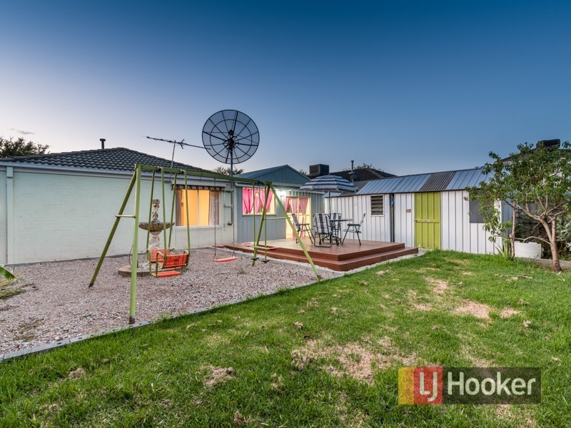81 Harold Keys Drive, Narre Warren South VIC 3805