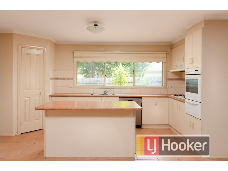 5 Mica Court, Narre Warren VIC 3805