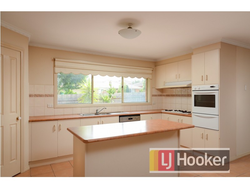 5 Mica Court, Narre Warren VIC 3805