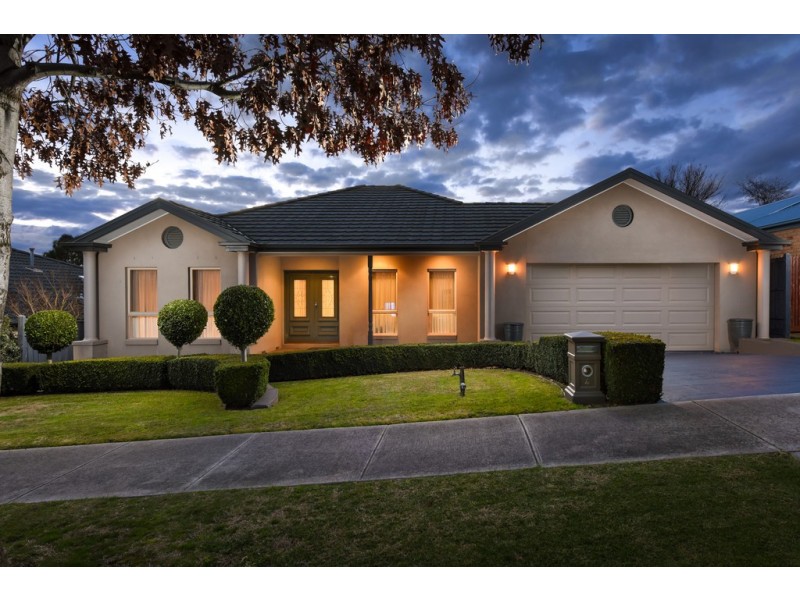 4 Ellesse Way, Berwick VIC 3806