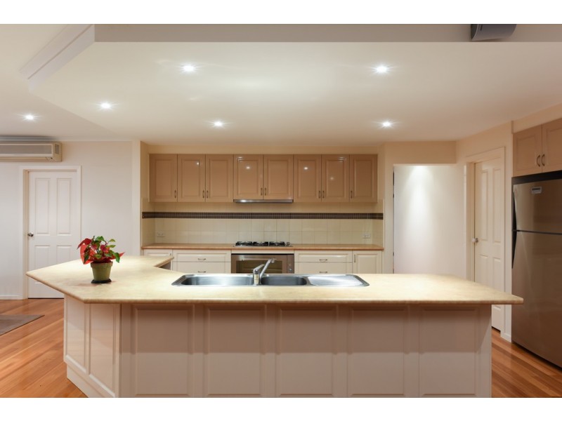 4 Ellesse Way, Berwick VIC 3806