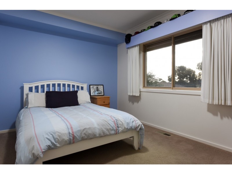 4 Ellesse Way, Berwick VIC 3806