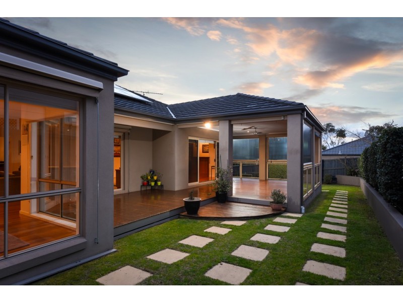 4 Ellesse Way, Berwick VIC 3806