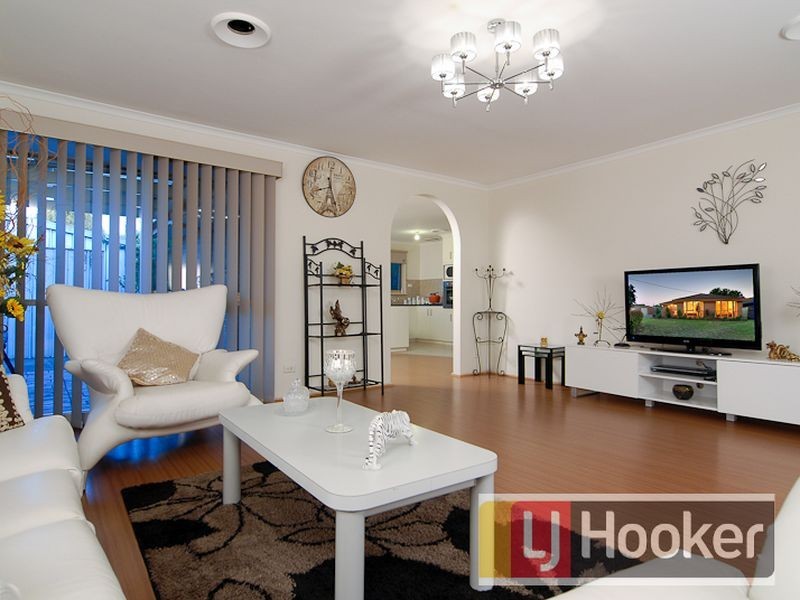 86 Robjant Street, Hampton Park VIC 3976