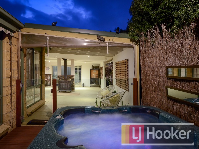 5 Colwyn Drive, Narre Warren South VIC 3805