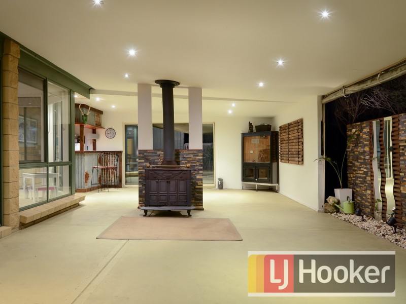 5 Colwyn Drive, Narre Warren South VIC 3805