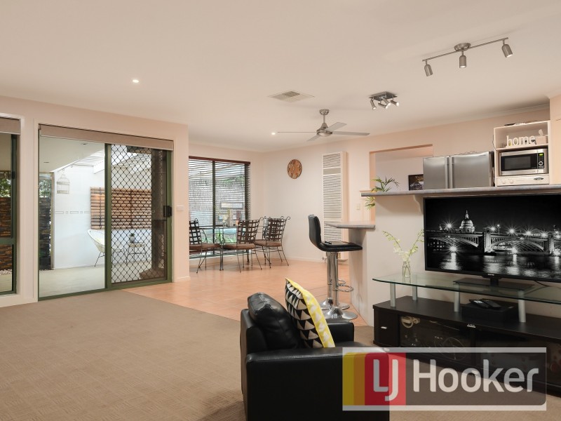 5 Colwyn Drive, Narre Warren South VIC 3805