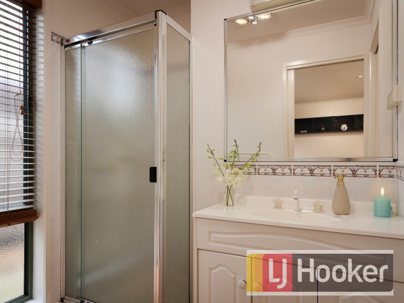 5 Colwyn Drive, Narre Warren South VIC 3805