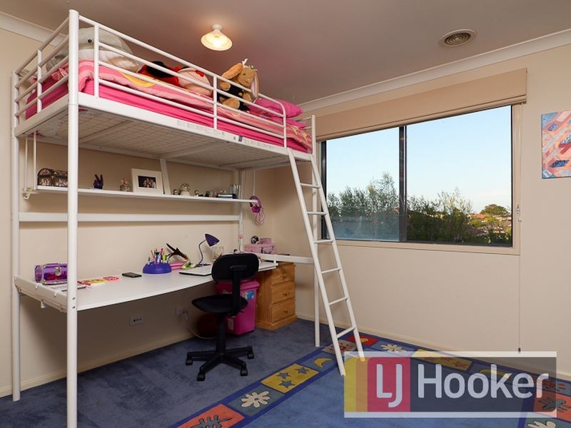 6 Chesil Court, Narre Warren South VIC 3805