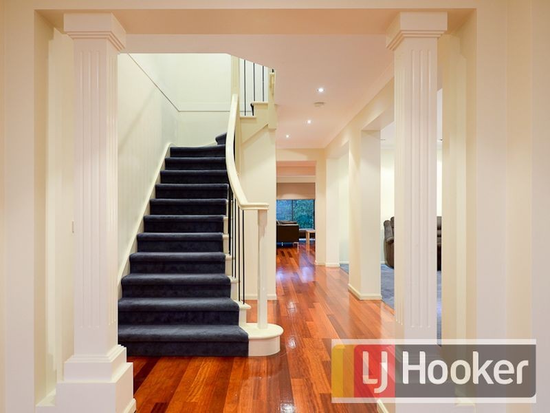6 Chesil Court, Narre Warren South VIC 3805
