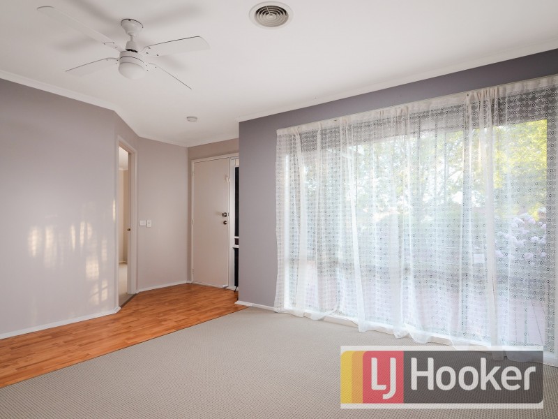 6 Kingston Avenue, Narre Warren South VIC 3805