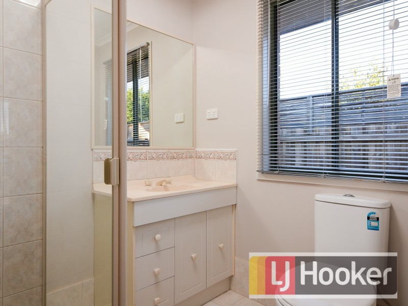 6 Kingston Avenue, Narre Warren South VIC 3805