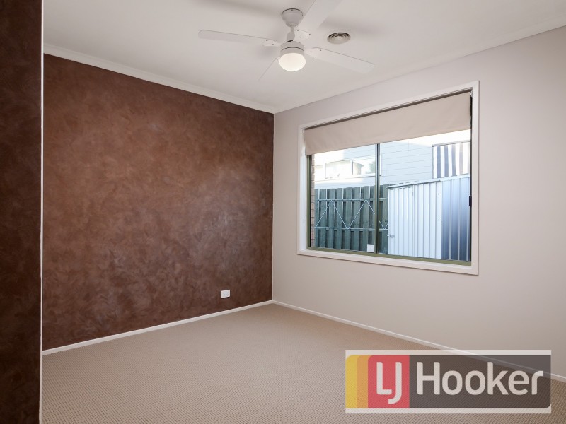 6 Kingston Avenue, Narre Warren South VIC 3805